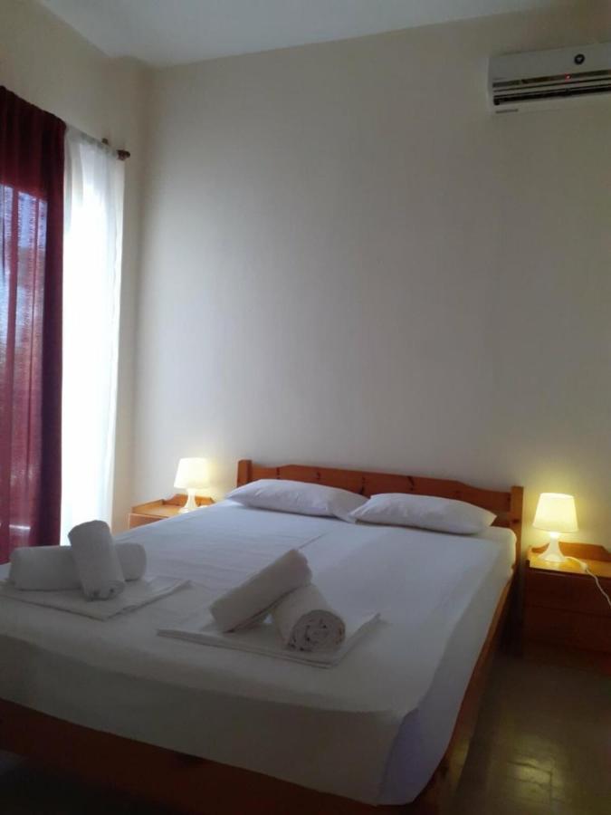 Votsala Apartments Mola Kalyva Extérieur photo